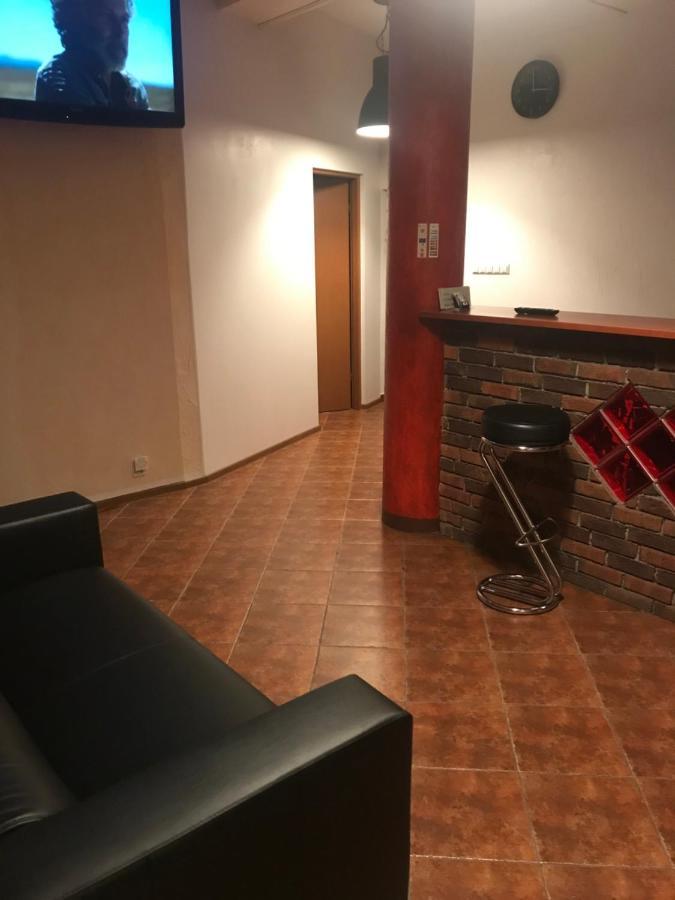 Auberge de jeunesse Piwnica à Miechów Extérieur photo